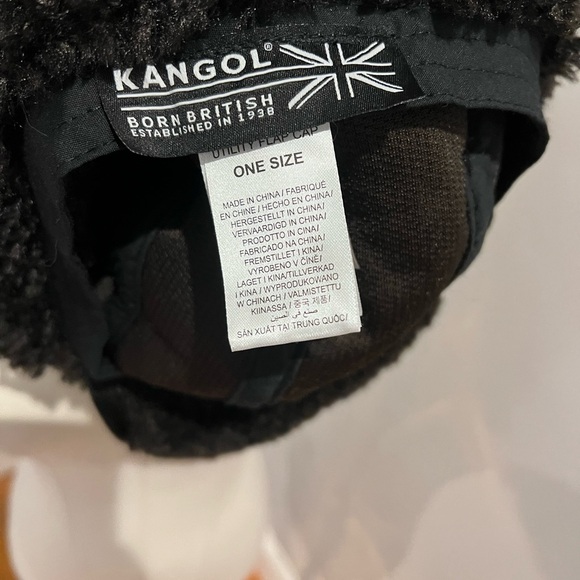 Free people KANGOL black trapper hat excellent condition one size - Picture 9 of 9